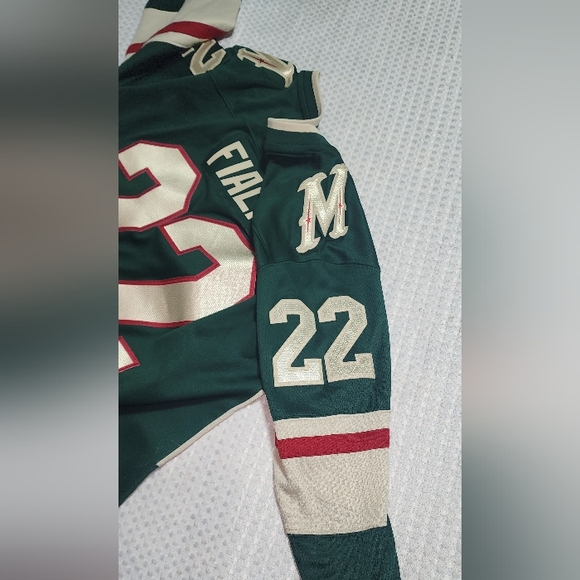 FANATICS EUC WOMEN'S SIZE MEDIUM MINNESOTA WILD NHL "FIALA" TEAM JERSEY - Picture 7 of 8